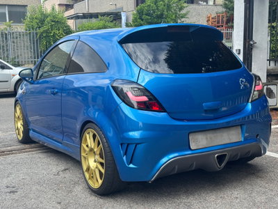 Opel Corsa 1.6 T 192CV 3 porte OPC (5)