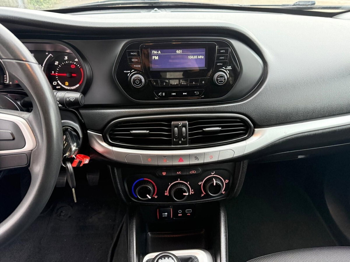 Fiat Tipo Tipo 1.6 Mjt S&S 5 porte S-Design (13)