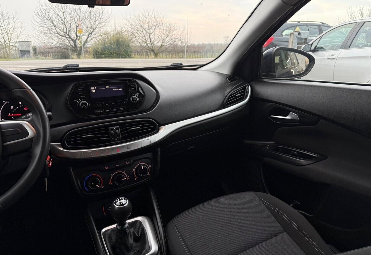 Fiat Tipo Tipo 1.6 Mjt S&S 5 porte S-Design (14)