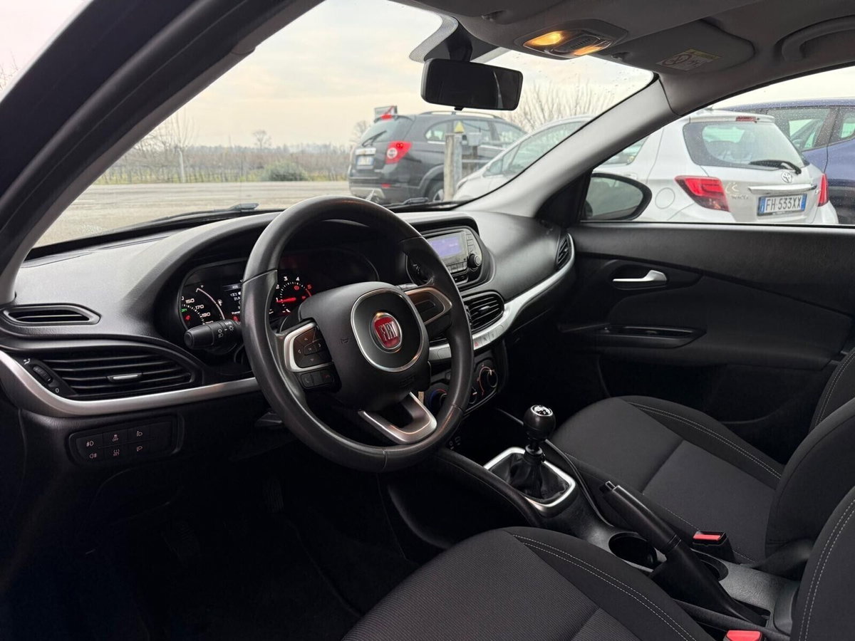 Fiat Tipo Tipo 1.6 Mjt S&S 5 porte S-Design (17)