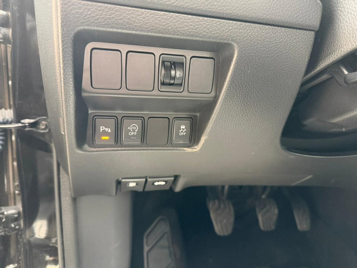 Nissan Qashqai 1.5 dCi Tekna (11)