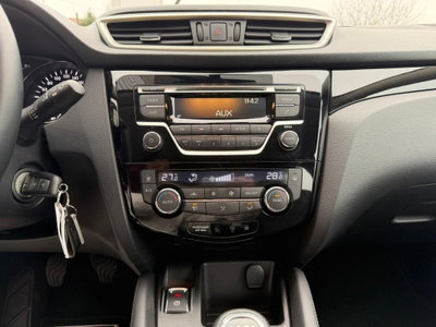 Nissan Qashqai 1.5 dCi Tekna (14)