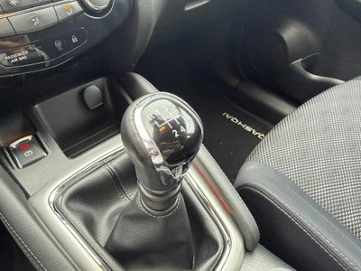Nissan Qashqai 1.5 dCi Tekna (16)