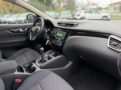 Nissan Qashqai 1.5 dCi Tekna (17)