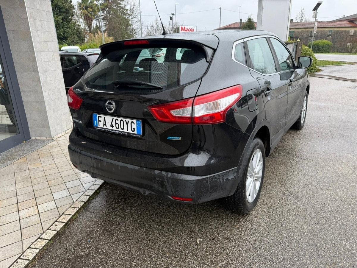 Nissan Qashqai 1.5 dCi Tekna (6)