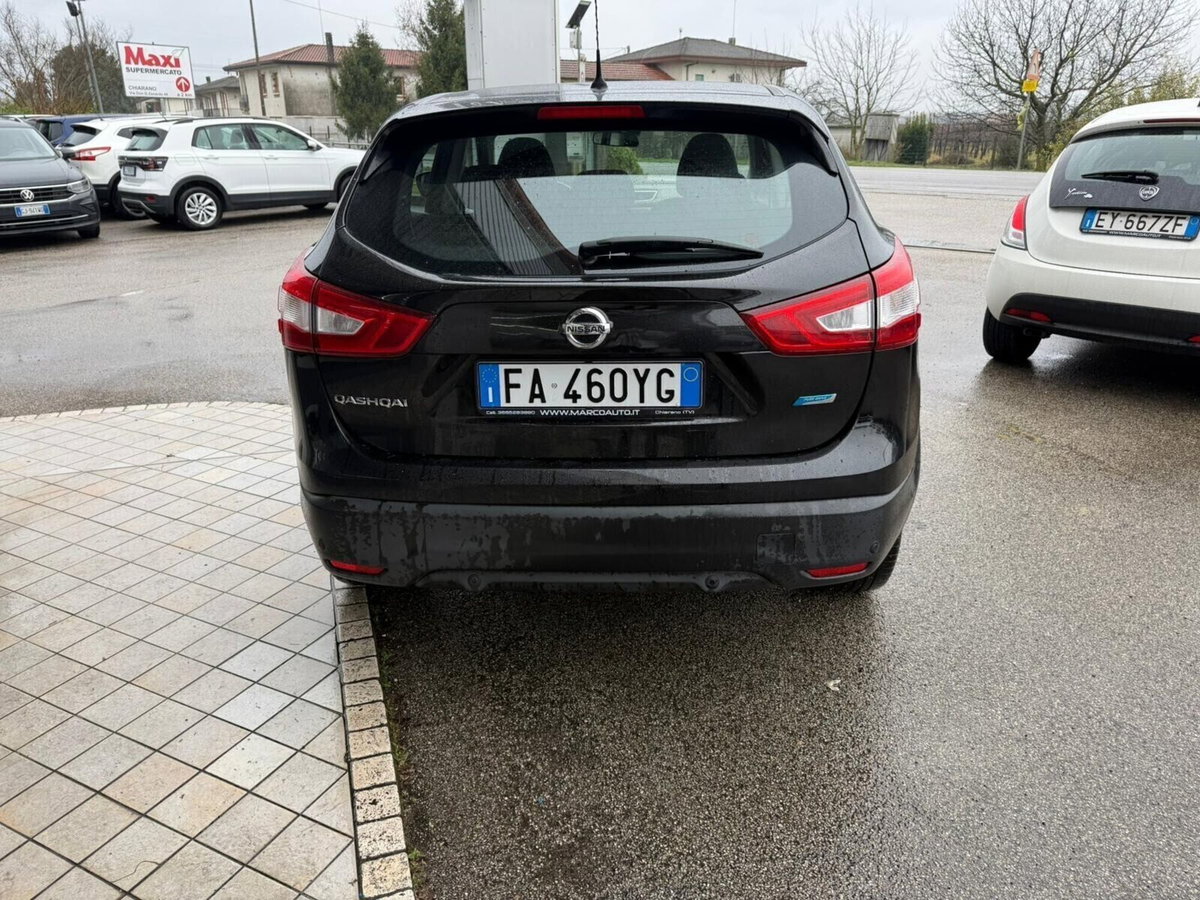 Nissan Qashqai 1.5 dCi Tekna (7)