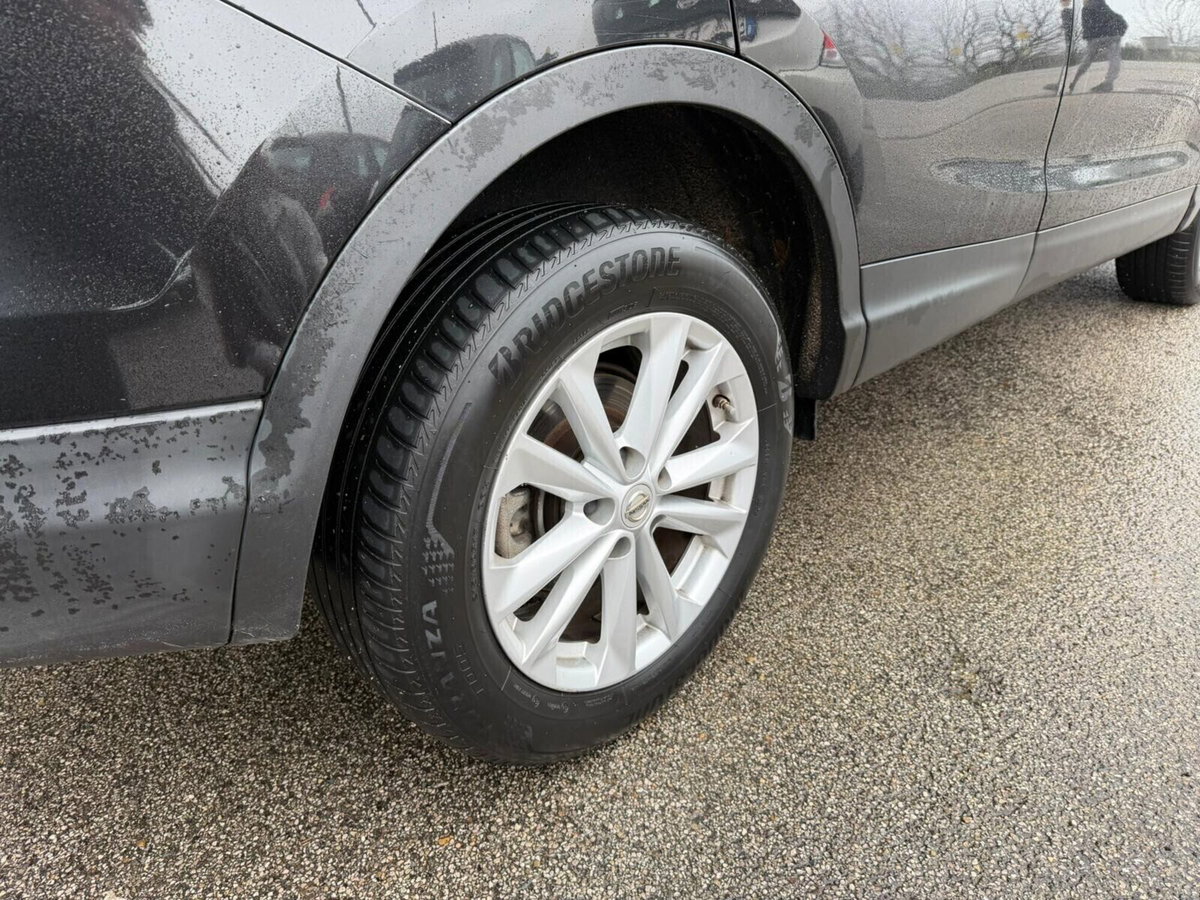 Nissan Qashqai 1.5 dCi Tekna (9)