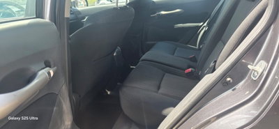 Toyota Auris 1.4 5 porte Sol (15)