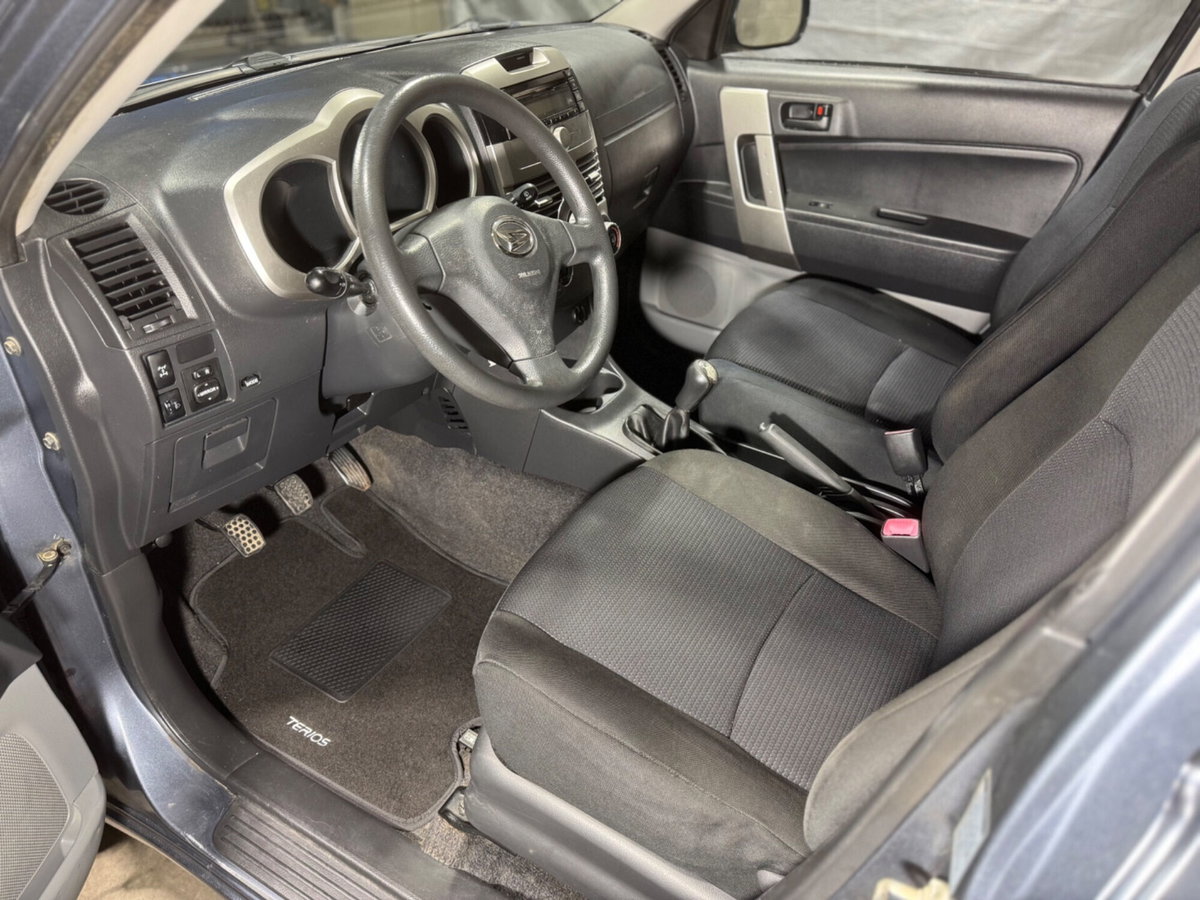 Daihatsu Terios 1.5 4WD SX (10)