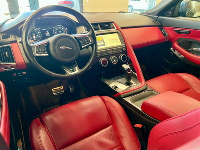 Jaguar E-Pace 2.0D 240 CV AWD aut. R-Dynamic HSE (12)
