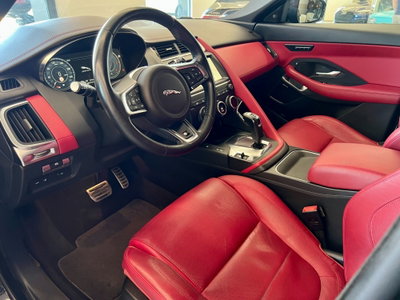 Jaguar E-Pace 2.0D 240 CV AWD aut. R-Dynamic HSE (8)