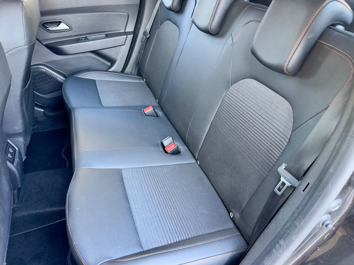 Dacia Duster 1.0 TCe GPL 4x2 Extreme (9)