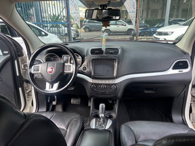 Fiat Freemont 2.0 Mjt 170 CV 4x4 Automatica Lounge (17)