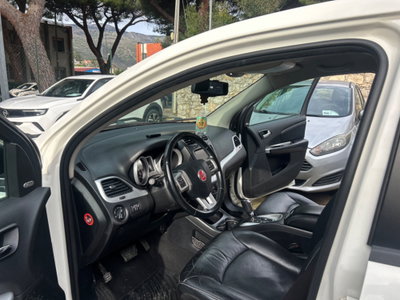 Fiat Freemont 2.0 Mjt 170 CV 4x4 Automatica Lounge (4)