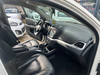 Fiat Freemont 2.0 Mjt 170 CV 4x4 Automatica Lounge (5)