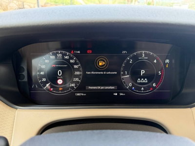 Land Rover Range Rover Velar 2.0D I4 240 CV R-Dynamic SE (10)