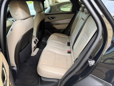 Land Rover Range Rover Velar 2.0D I4 240 CV R-Dynamic SE (11)