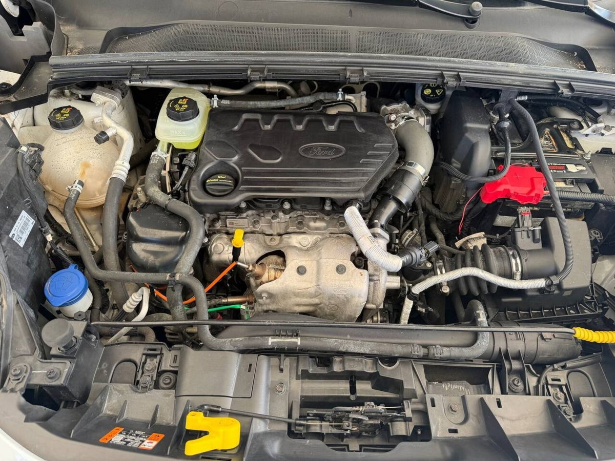Ford Puma 1.5 EcoBlue 120 CV S&S ST-Line X Design (13)