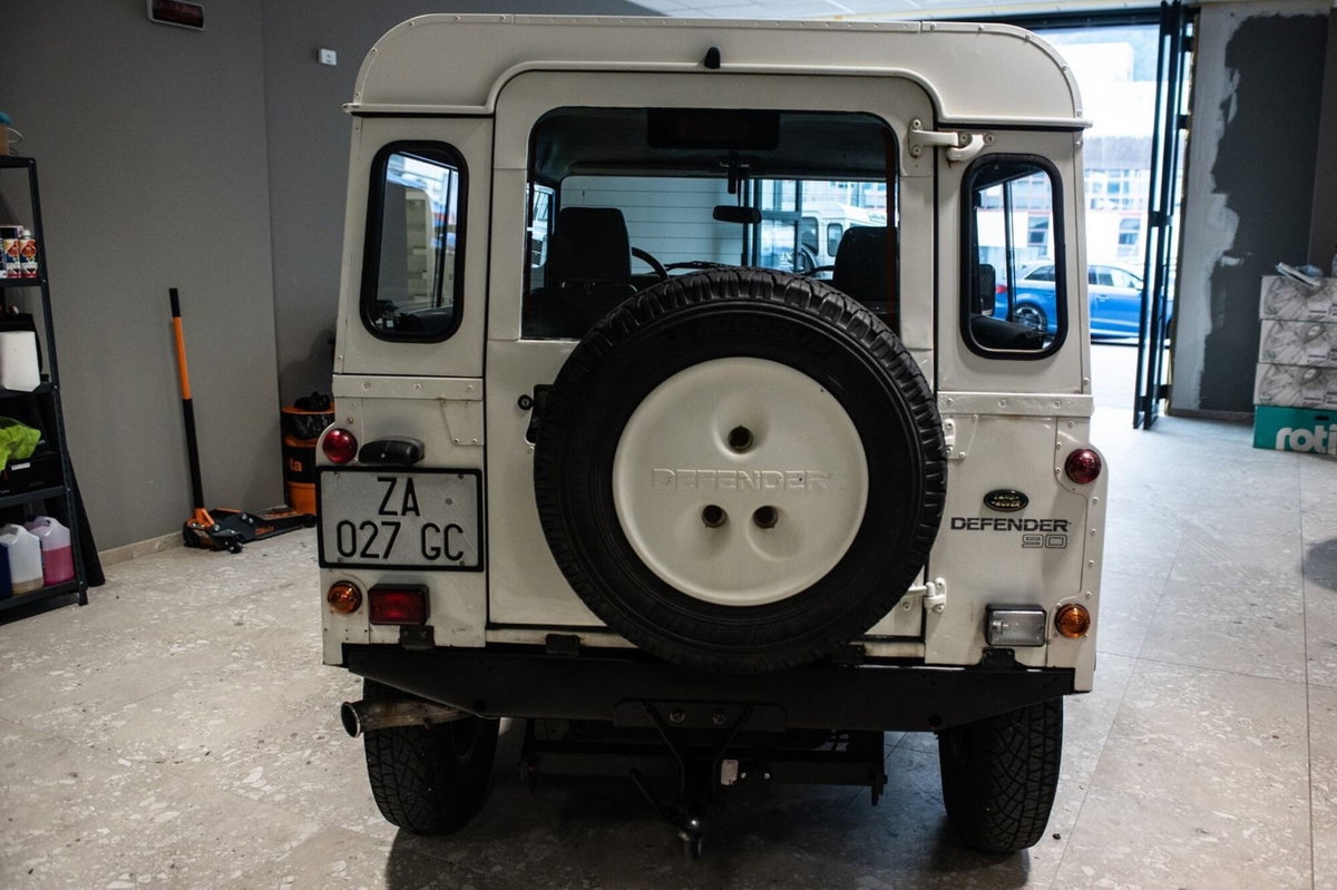 Land Rover Defender 90 2.5 Td5 Station Wagon