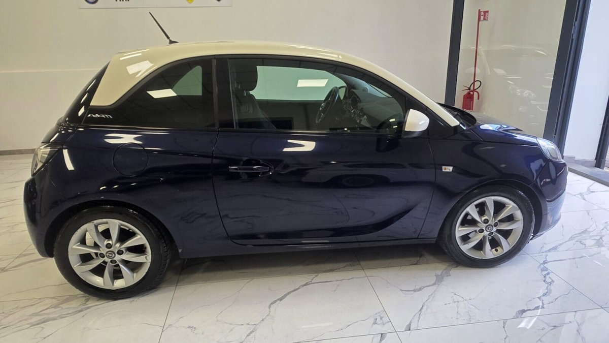 Opel Adam 1.2 70 CV Jam (3)