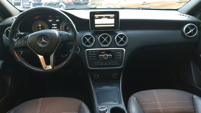 Mercedes-Benz Classe A 180 CDI BlueEFFICIENCY Automatic Sport (12)