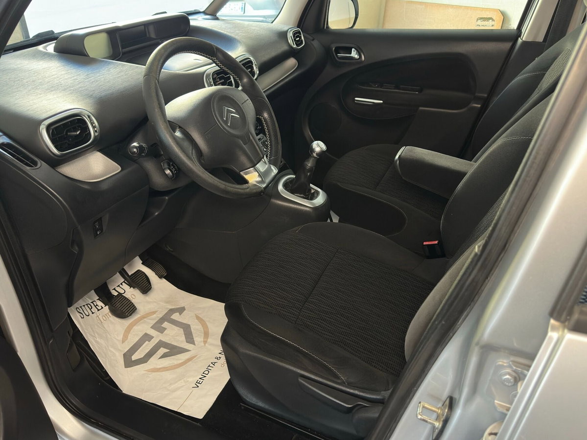 Citroen C3 Picasso 1.4 VTi 95 Exclusive Style (6)