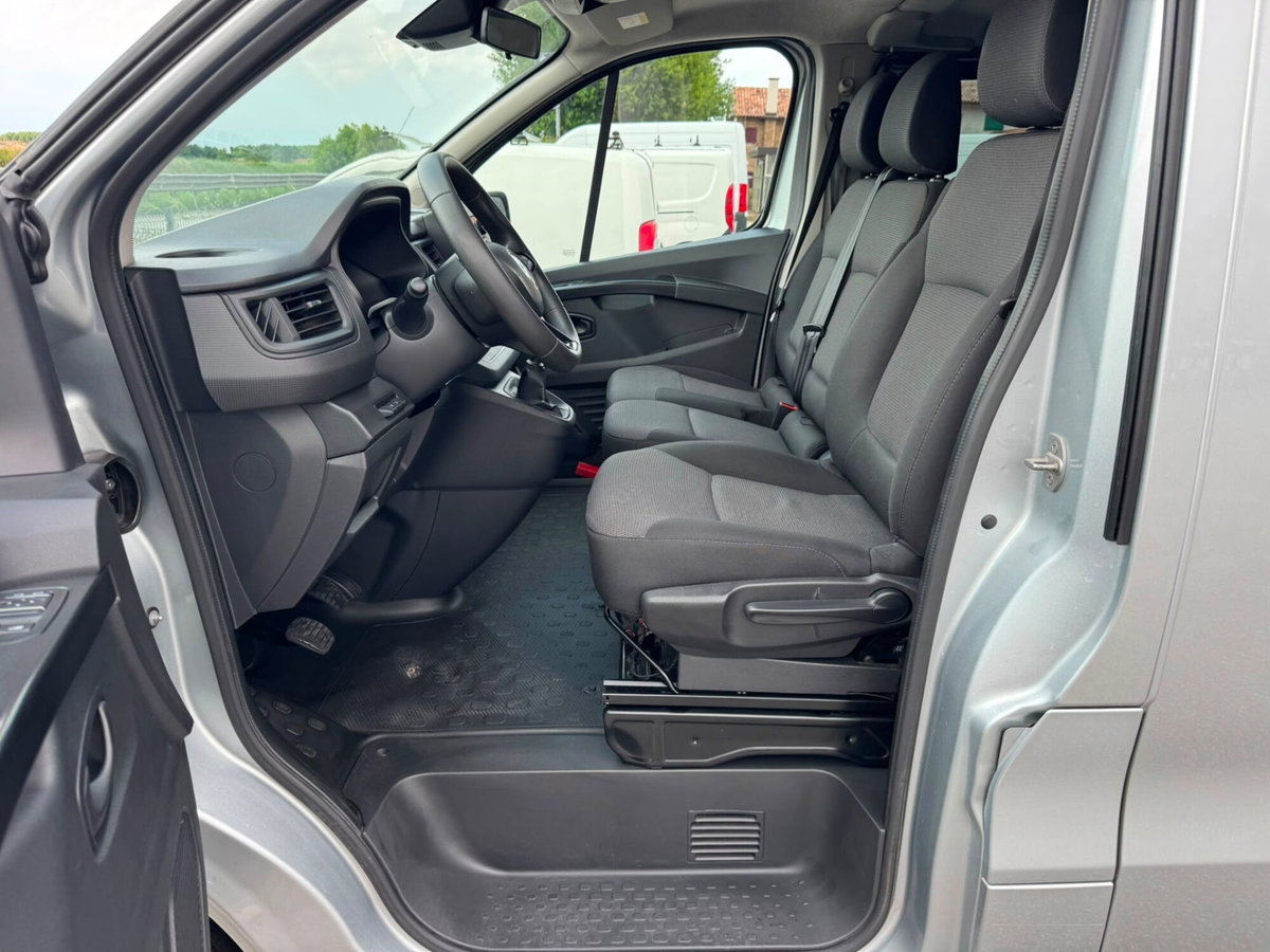 Renault Trafic Furgone BluedCi 150CV EDC PL-TN SpaceClass (11)