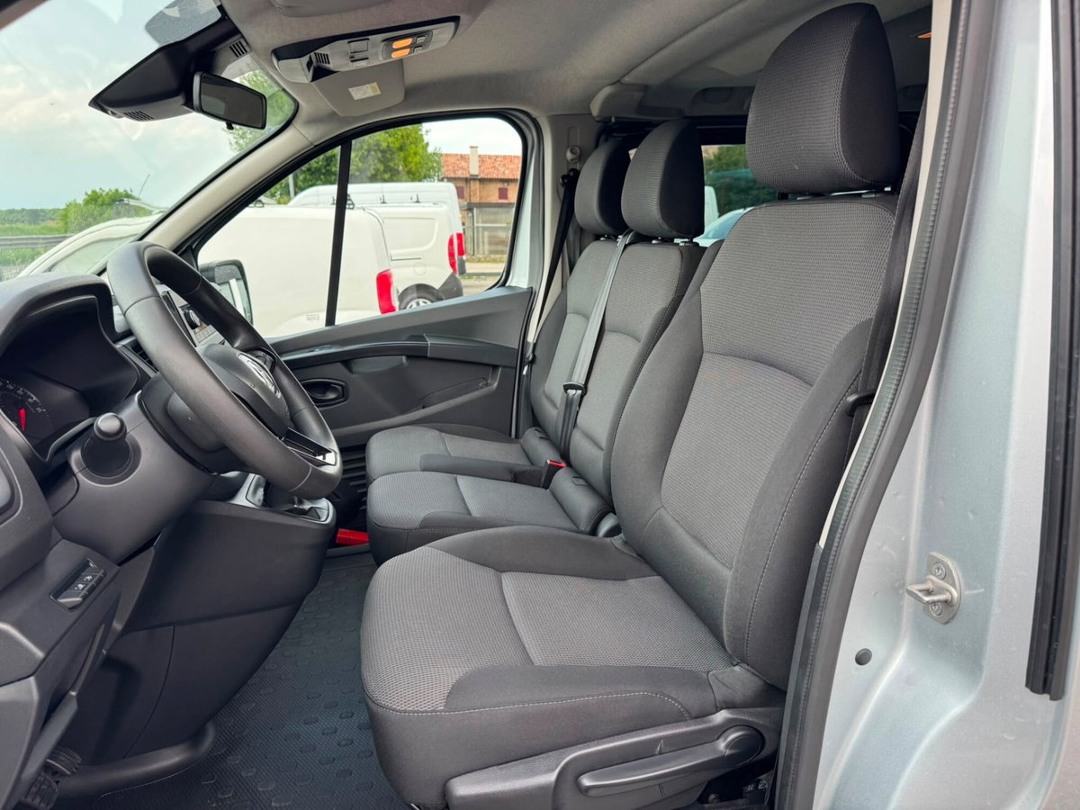 Renault Trafic Furgone BluedCi 150CV EDC PL-TN SpaceClass (13)