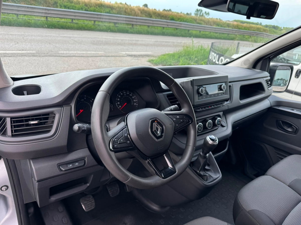 Renault Trafic Furgone BluedCi 150CV EDC PL-TN SpaceClass (14)