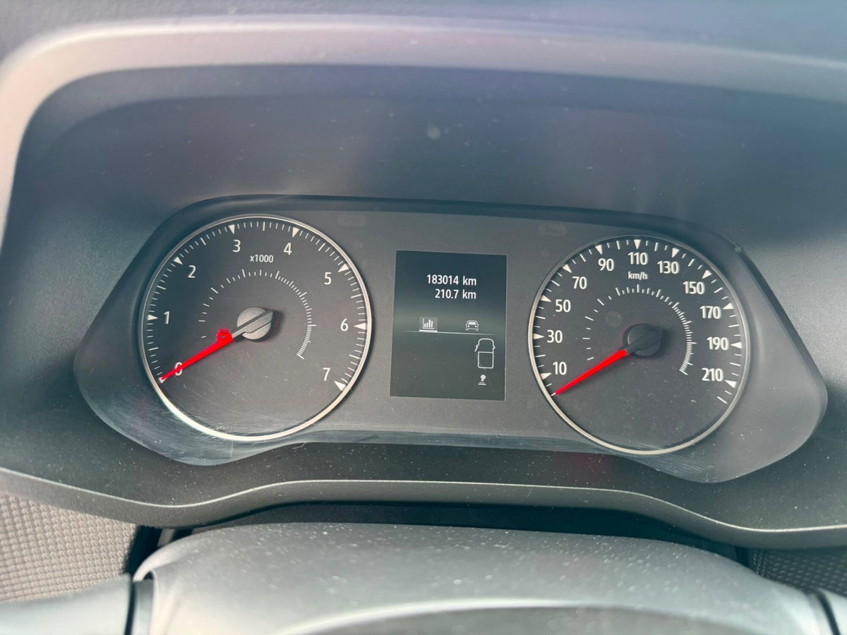Renault Trafic Furgone BluedCi 150CV EDC PL-TN SpaceClass (18)
