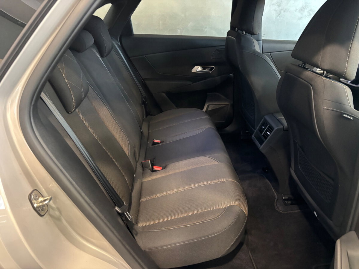 Ds DS 7 1.5 bluehdi Bastille Business 130cv auto (15)