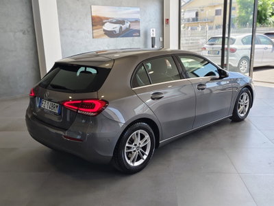 Mercedes-Benz Classe A 180 d Business (4)