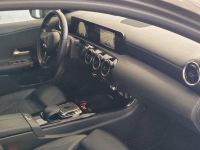 Mercedes-Benz Classe A 180 d Business (6)