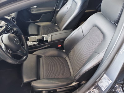 Mercedes-Benz Classe A 180 d Business (7)