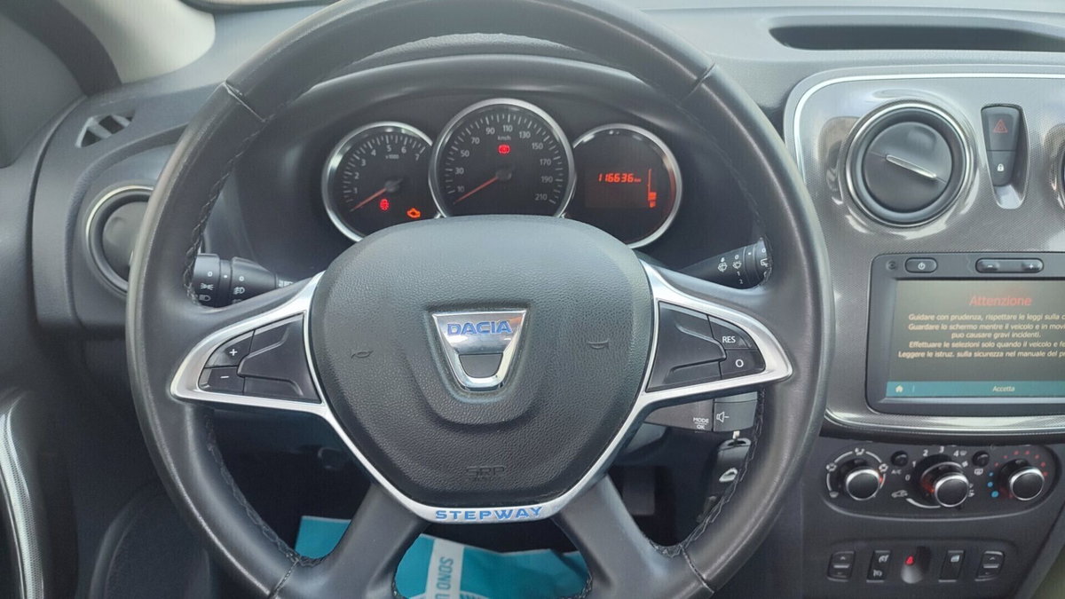Dacia Sandero Stepway 1.5 Blue dCi 95 CV Access (12)