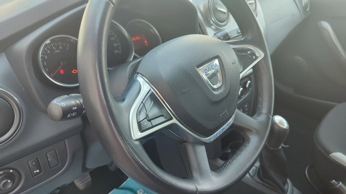 Dacia Sandero Stepway 1.5 Blue dCi 95 CV Access (15)