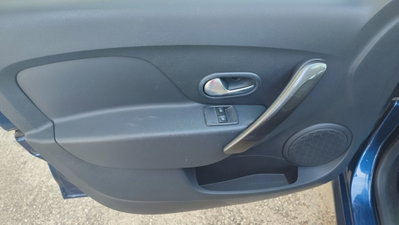 Dacia Sandero Stepway 1.5 Blue dCi 95 CV Access (16)