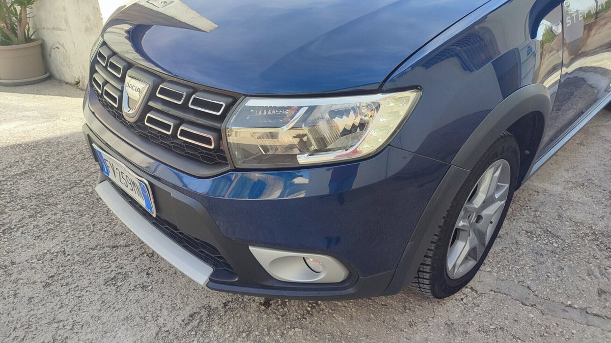 Dacia Sandero Stepway 1.5 Blue dCi 95 CV Access (4)