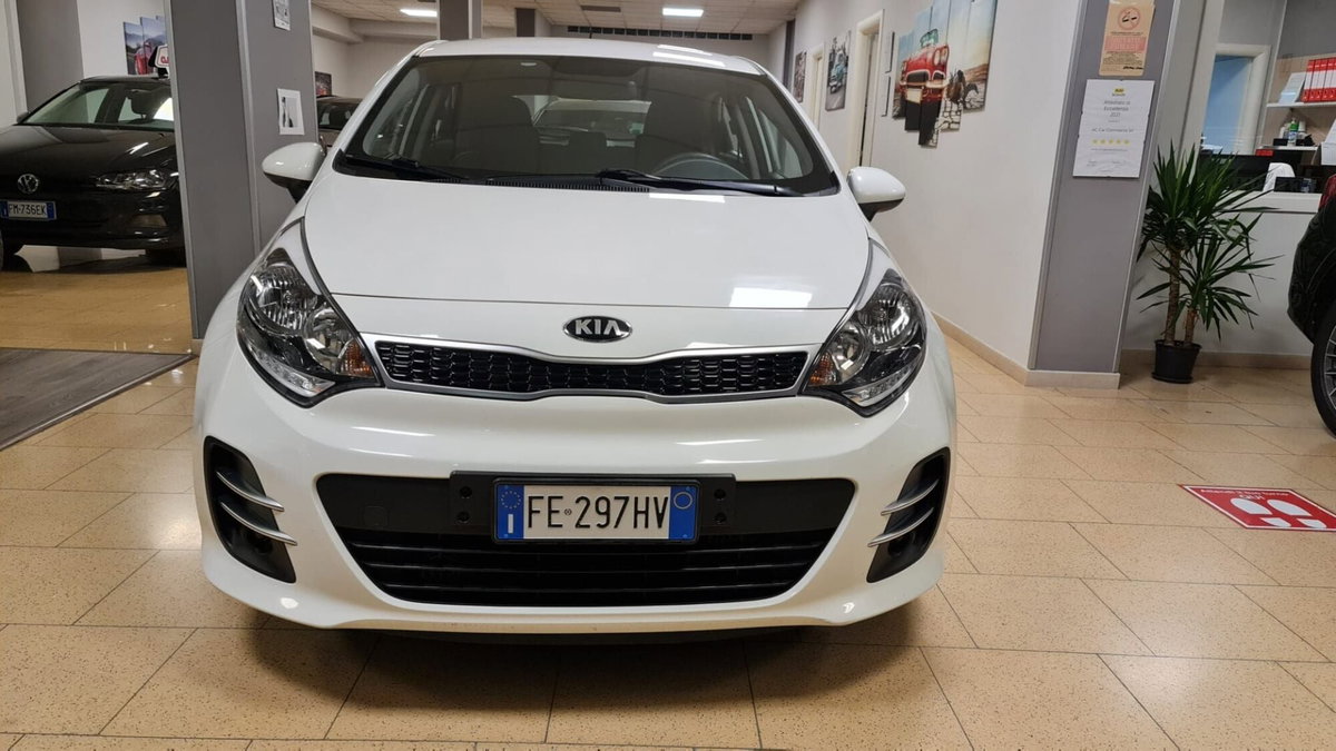 Kia Rio 1.1 CRDi 5p.S&S High Tech (11)