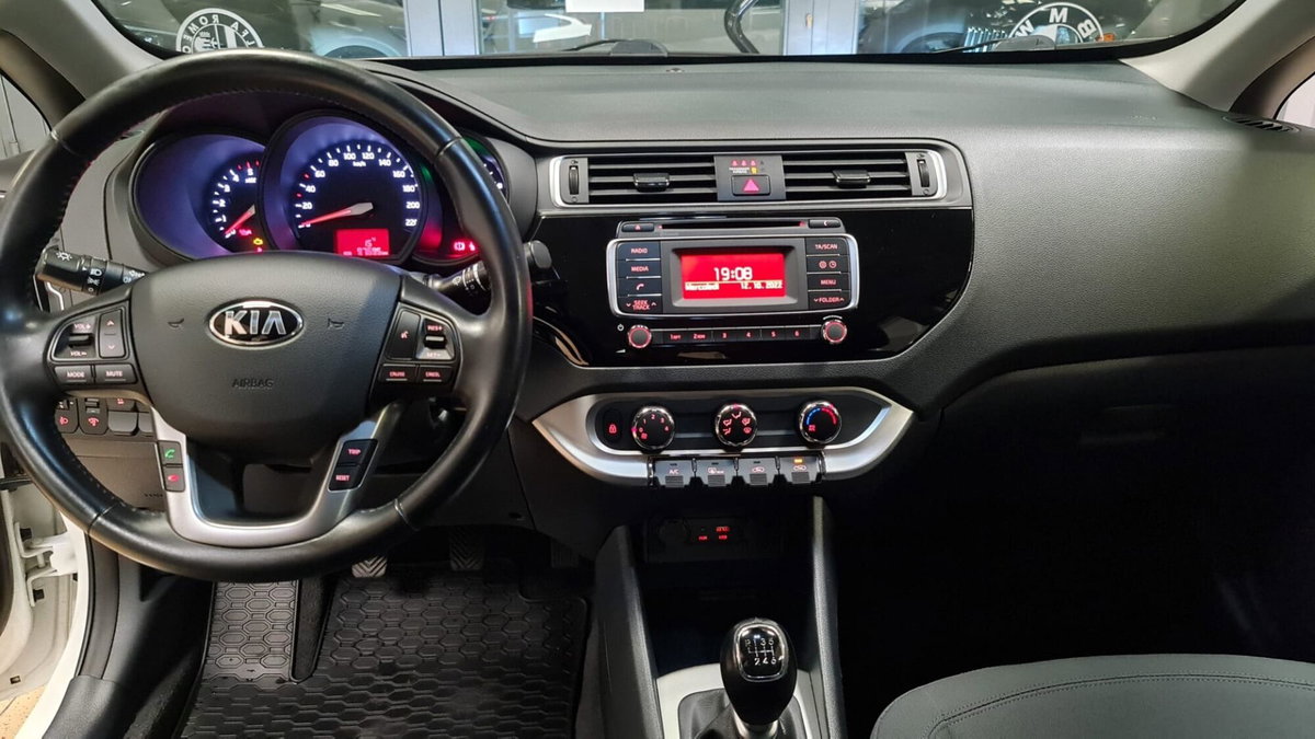 Kia Rio 1.1 CRDi 5p.S&S High Tech (15)