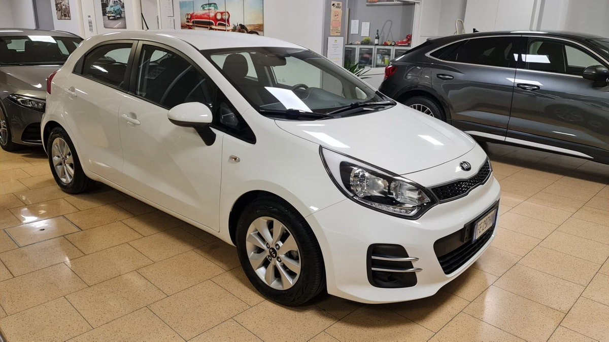 Kia Rio 1.1 CRDi 5p.S&S High Tech (3)