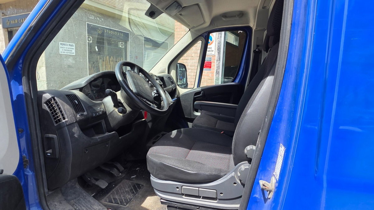 Peugeot Boxer Furgone 435 2.2 BlueHDi 140 S&S PM-TM Furgone Premium (9)