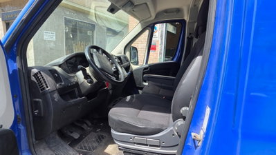 Peugeot Boxer Furgone 435 2.2 BlueHDi 140 S&S PM-TM Furgone Premium (9)