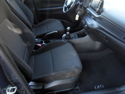 Hyundai i20 1.2 MPI MT ConnectLine (11)