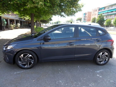 Hyundai i20 1.2 MPI MT ConnectLine (12)