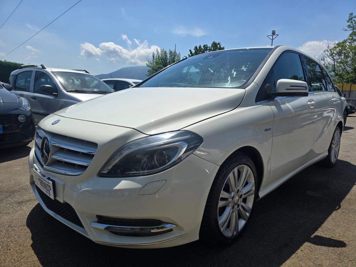 Mercedes-Benz Classe B 180 CDI BlueEFFICIENCY Premium (5)