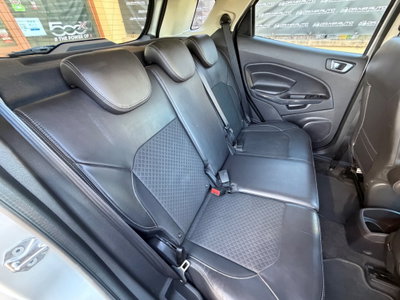 Ford EcoSport 1.5 TDCi 95 CV Titanium S (13)
