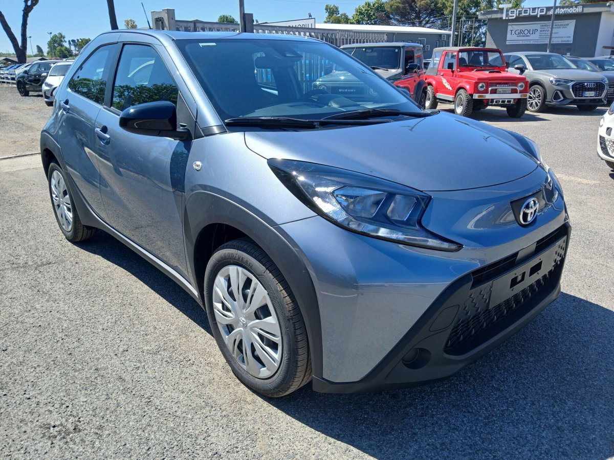 Toyota Aygo X 1.0 VVT-i 72 CV 5p. Undercover S-CVT (3)