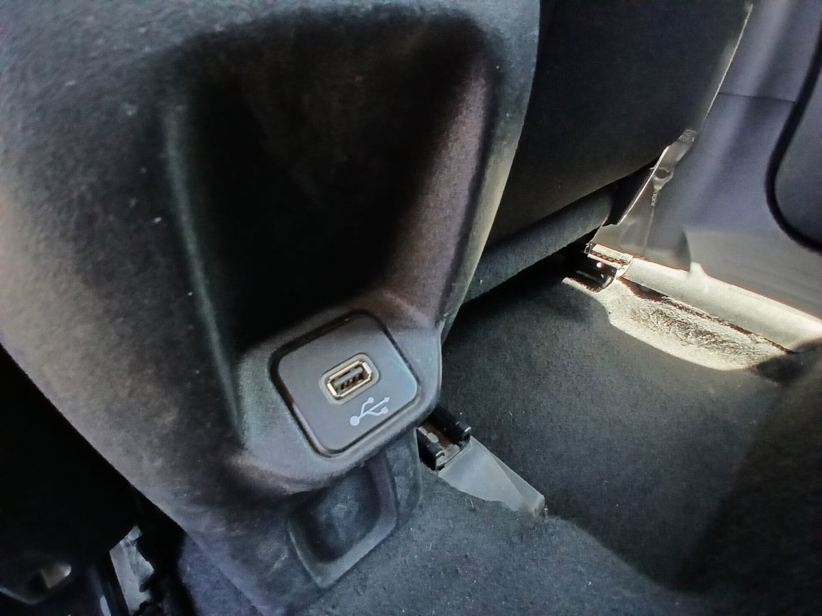 Jeep Renegade 1.0 T3 Limited (20)