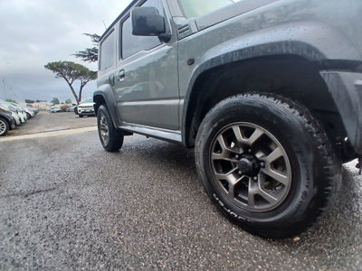 Suzuki Jimny 1.5 5MT Top (11)